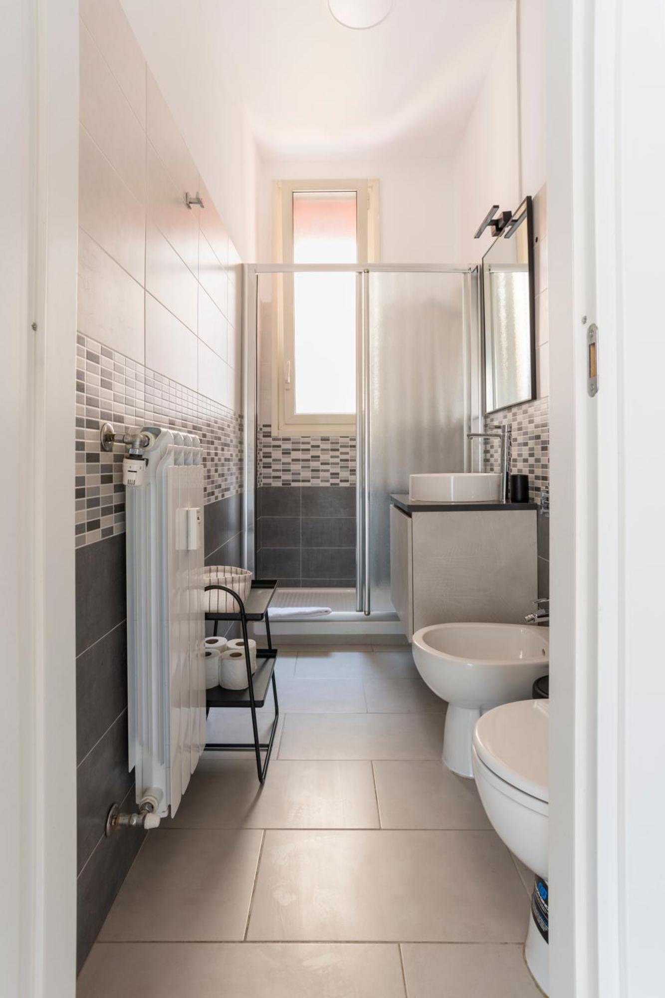 Half Palace, Relaxing Apartment In Rome San Lorenzo Bagian luar foto