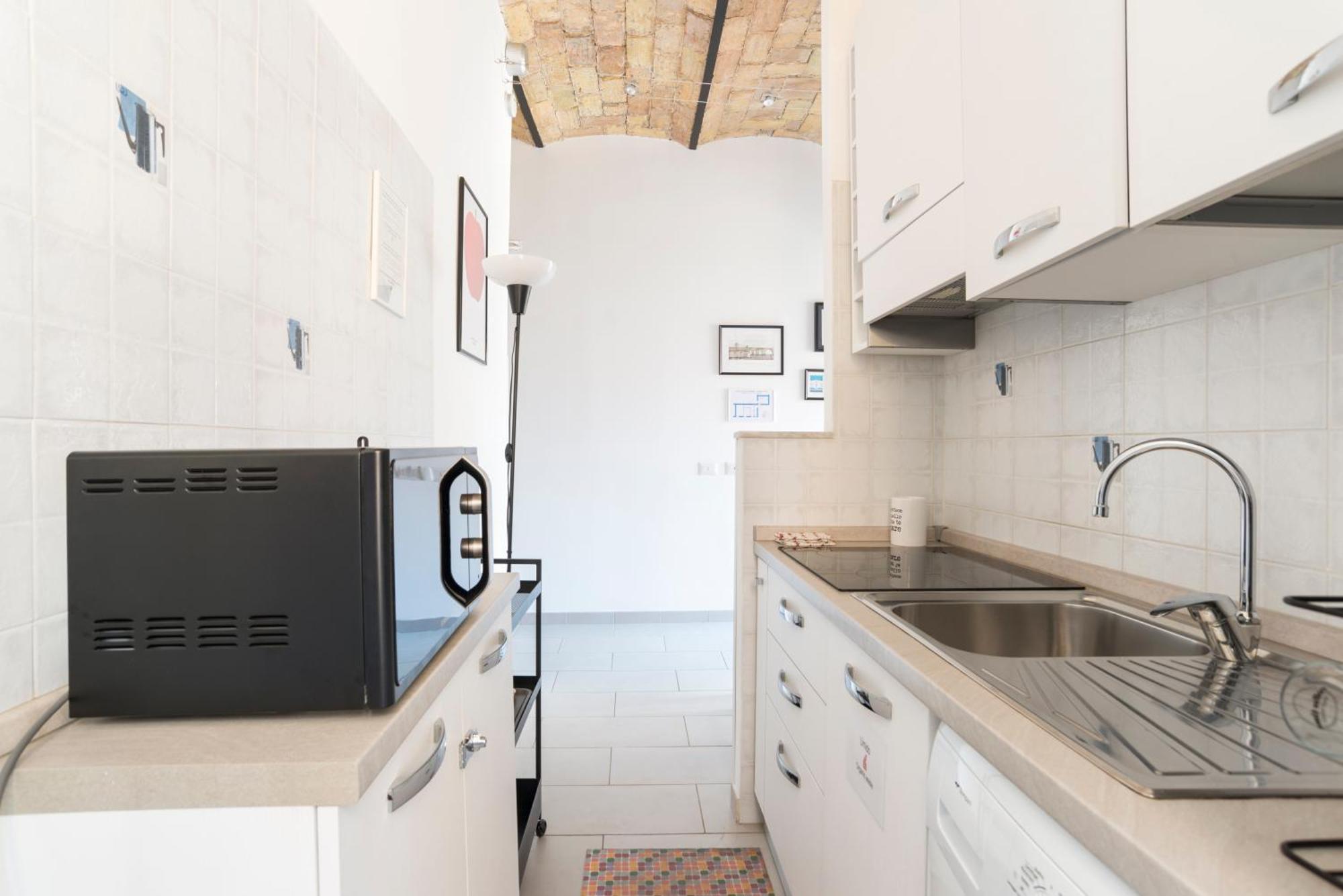 Half Palace, Relaxing Apartment In Rome San Lorenzo Bagian luar foto