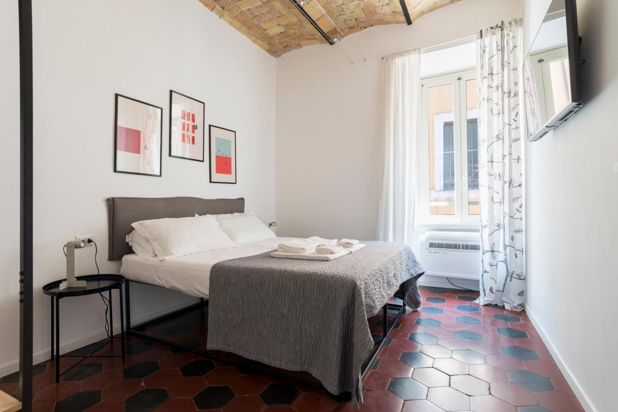 Half Palace, Relaxing Apartment In Rome San Lorenzo Bagian luar foto